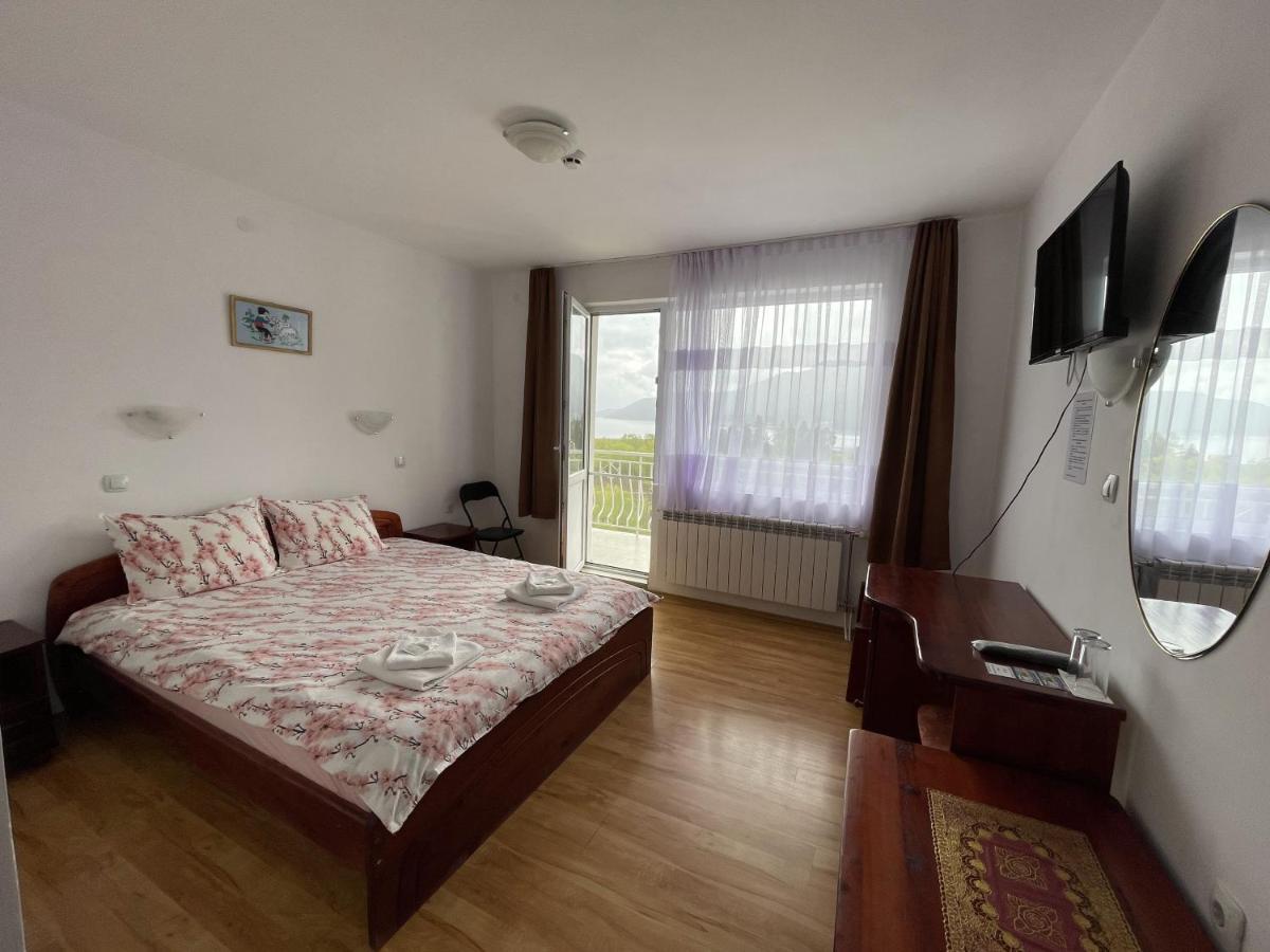 Family Hotel Panorama سارنيتسا المظهر الخارجي الصورة